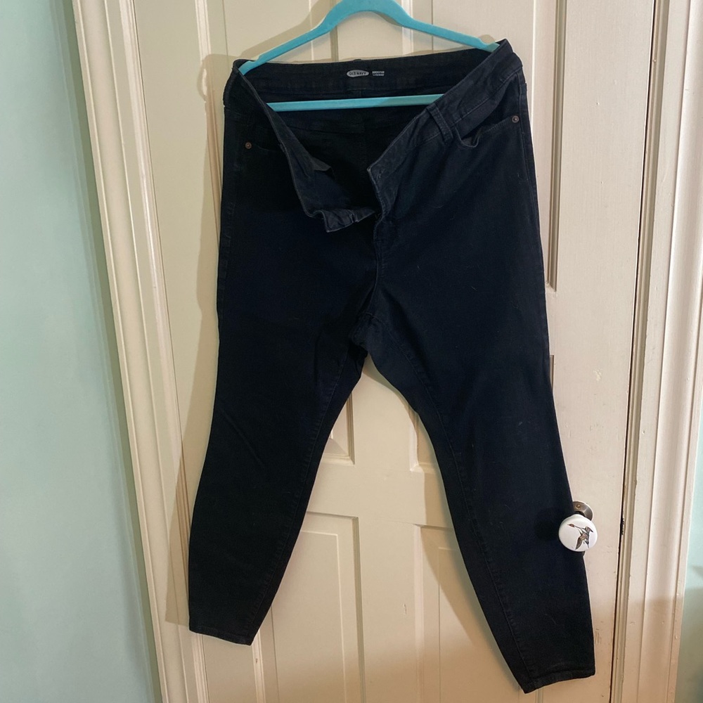 Old Navy Rockstar Super Skinny Black Jeans 20 Plus